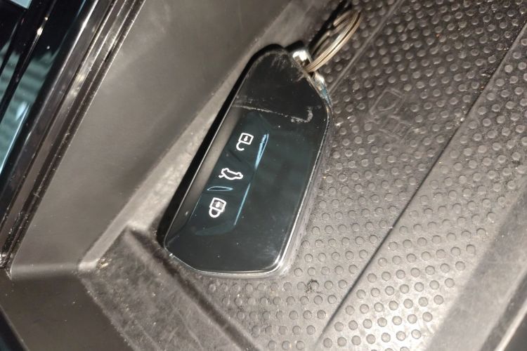 Volkswagen Talagon 2024 car image #9