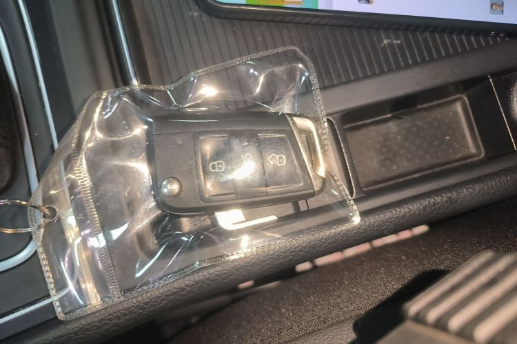 Volkswagen Golf New Energy (Imported) 2019 صورة سيارة #9