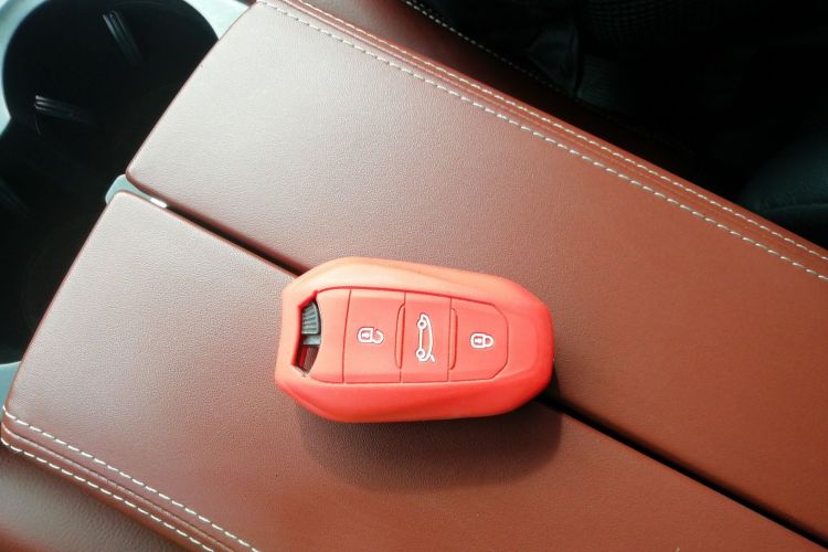 Citroen C5 AIRCROSS 2018 car image #9