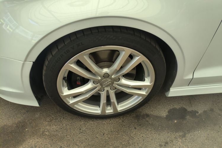 Audi S3 2016 car image #9