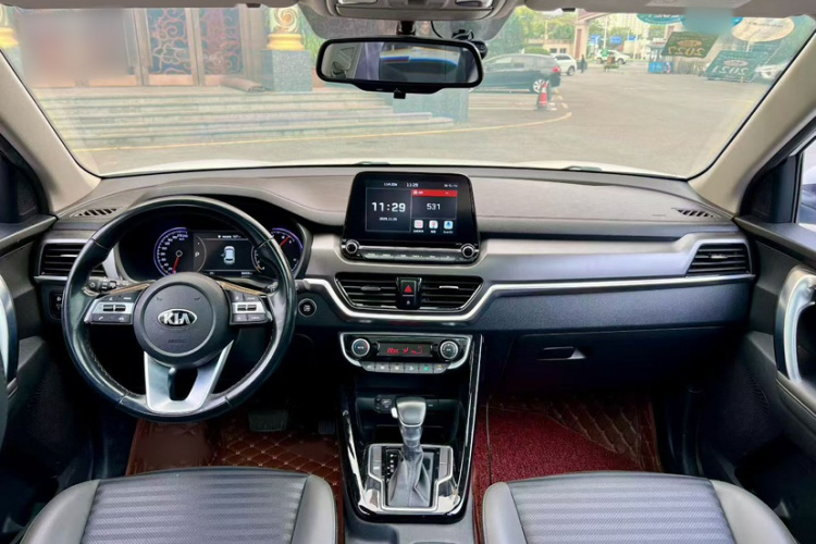 起亚 智跑 2018 汽车图片 #9