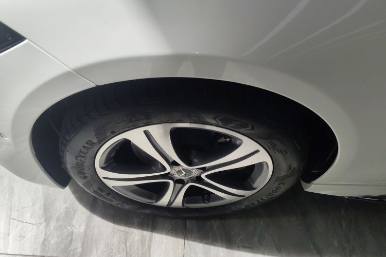 Mercedes-Benz C Class 2022 صورة سيارة #9