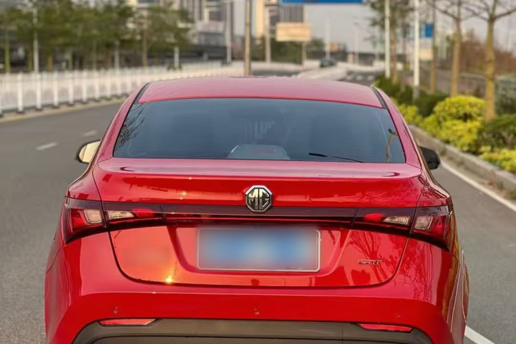 MG GT 2018 #9 MG GT 2018 car image #9