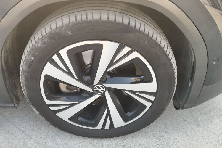 Volkswagen ID.6 Crozz 2023 #9 Volkswagen ID.6 Crozz 2023 immagine di auto #9