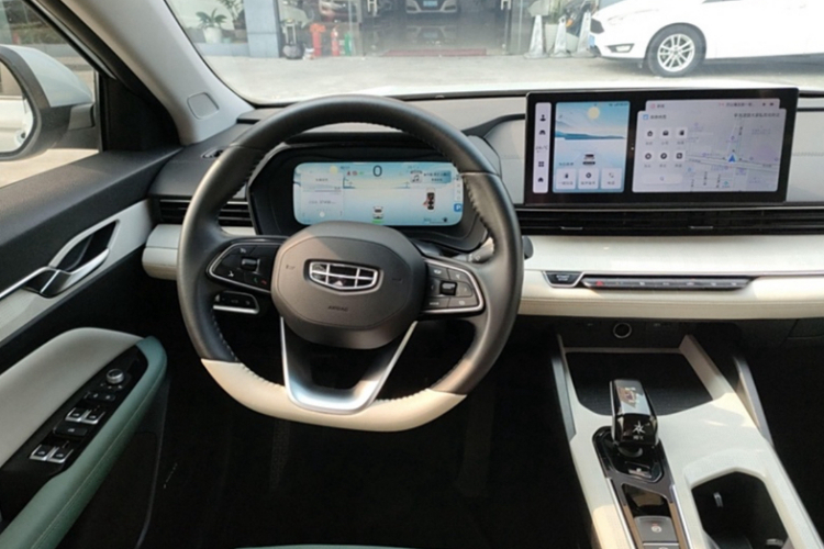 GEELY Emgrand L 2023 car image #9