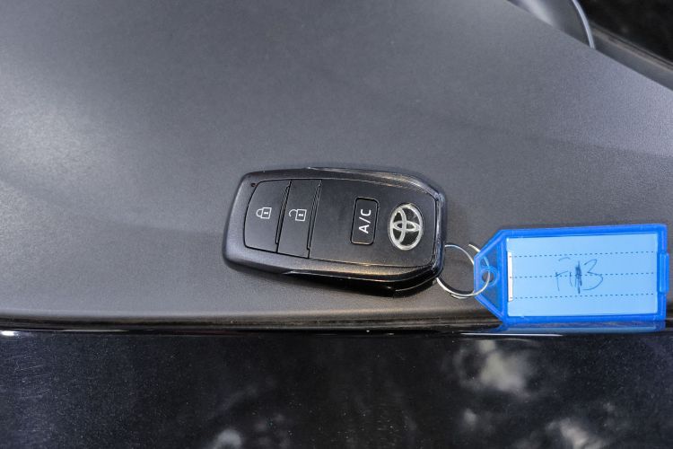 丰田 一汽丰田bZ4X 2023 汽车图片 #9