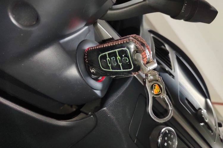 Roewe 350 2016 imagem de carro #9