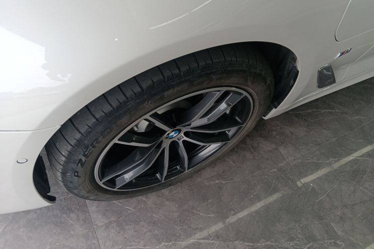 宝马 宝马5系新能源 2021 汽车图片 #9