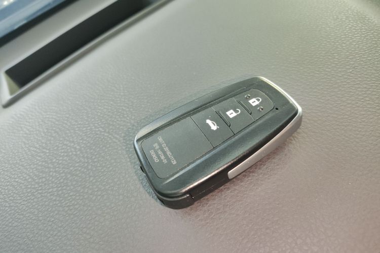 丰田 凯美瑞 2019 汽车图片 #9