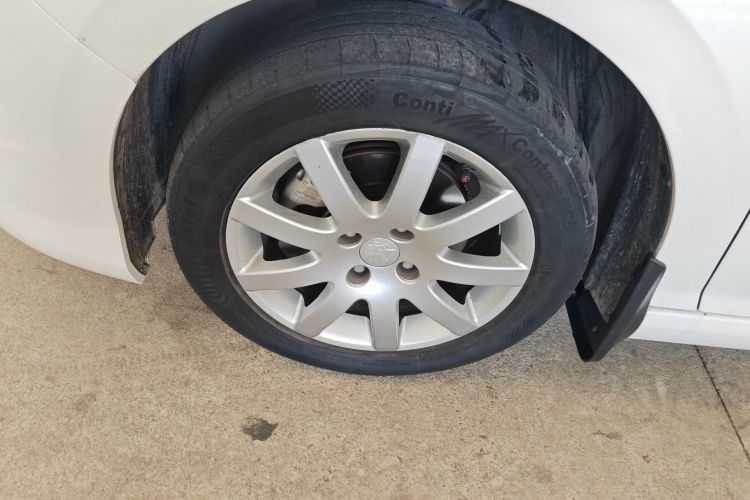 标致 标致308 2015 汽车图片 #9