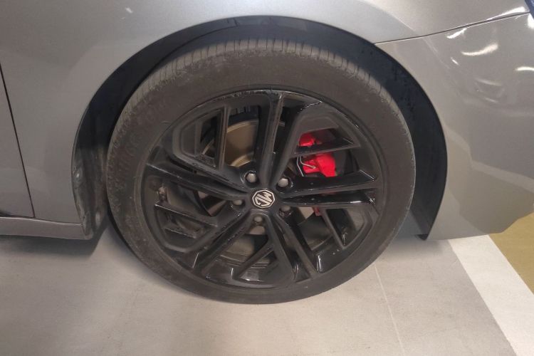 MG 6 New Energy 2022 immagine di auto #9