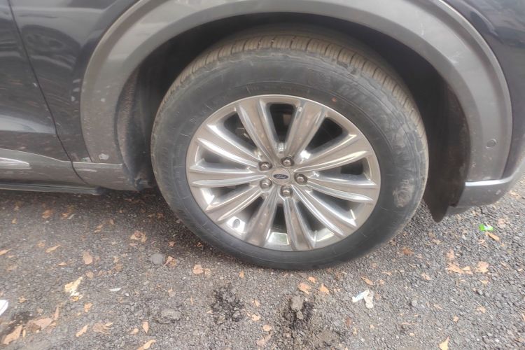 Ford Explorer 2021 car image #9