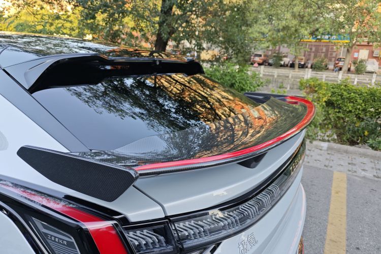 极氪 极氪001 FR 2025 汽车图片 #9