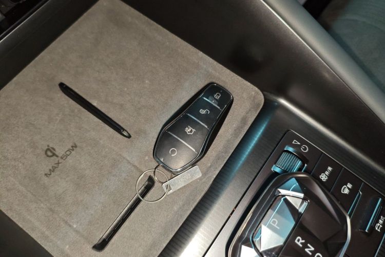 BYD SongL EV 2024 car image #9