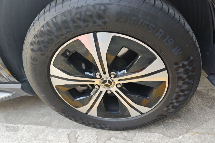 Mercedes-Benz GLE Class 2023 car image #9