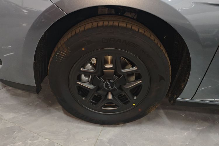 BYD Seal 05 DM-i 2025 car image #9
