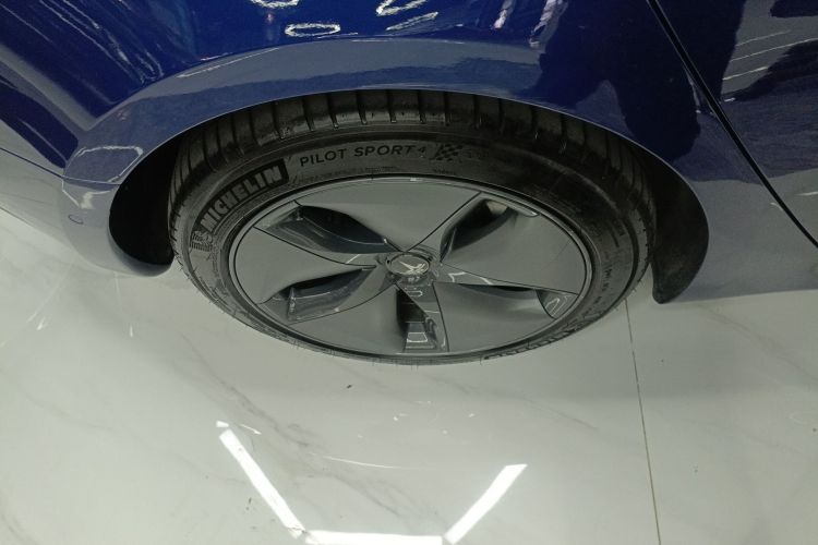 Tesla Model 3 2020 image de voiture #9