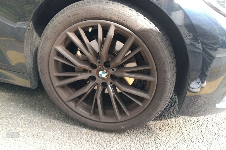 BMW 3 Series 2020 #9 BMW 3 Series 2020 car image #9