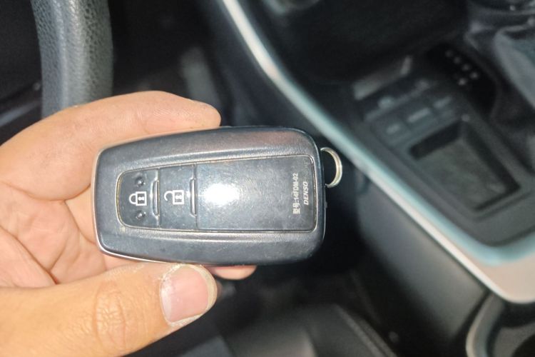 Kia Wildlander 2021 car image #9