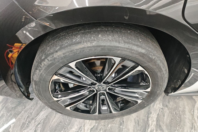 Toyota bZ4X 2022 immagine di auto #9