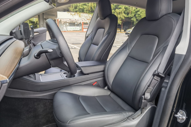 Tesla Model Y 2021 #9 Tesla Model Y 2021 car image #9