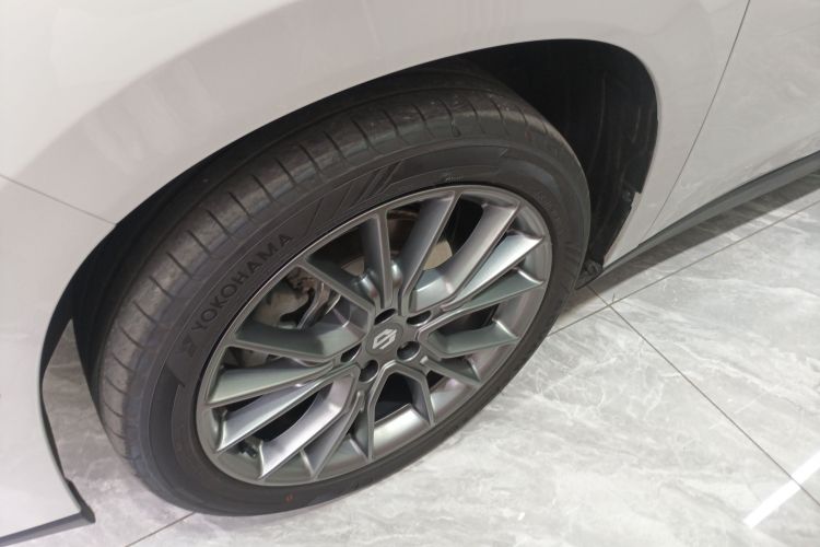 零跑汽车 零跑C10 2025 汽车图片 #9