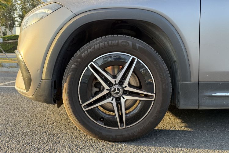 Mercedes-Benz EQB Class 2022 #9 Mercedes-Benz EQB Class 2022 car image #9