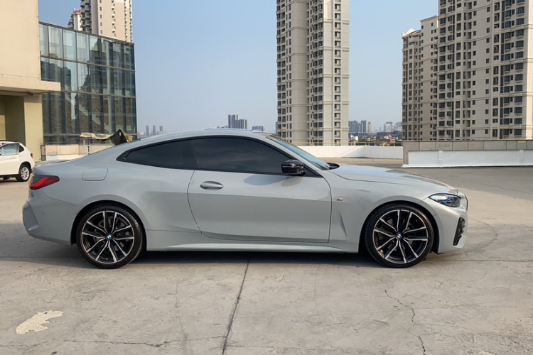 BMW 4 Series 2023 car image #9
