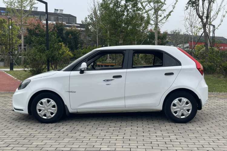 MG 3 2016 car image #9