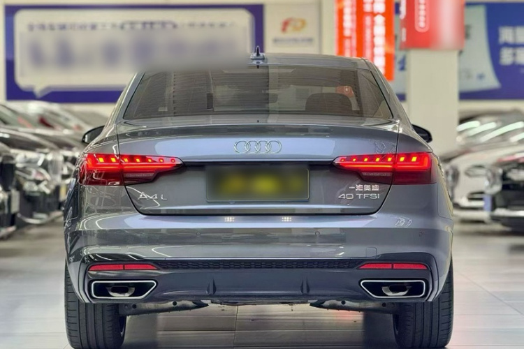 Audi A4L 2024 car image #9