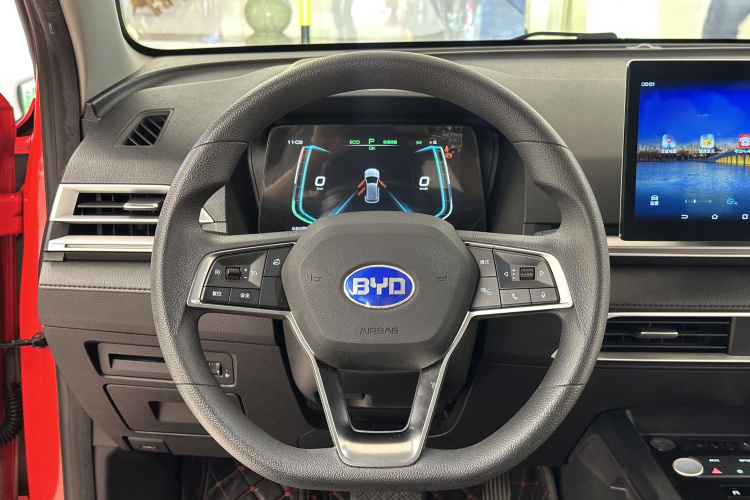 BYD e2 2020 изображение автомобиля #9