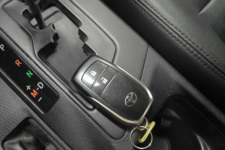 丰田 RAV4荣放 2017 汽车图片 #9