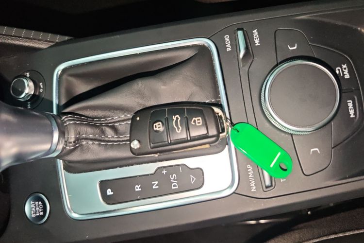Q2L 2022 image de voiture #9