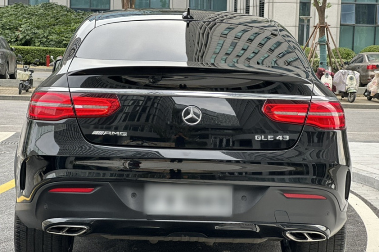 Mercedes-Benz GLE Coupe AMG 2017 #9 Mercedes-Benz GLE Coupe AMG 2017 car image #9