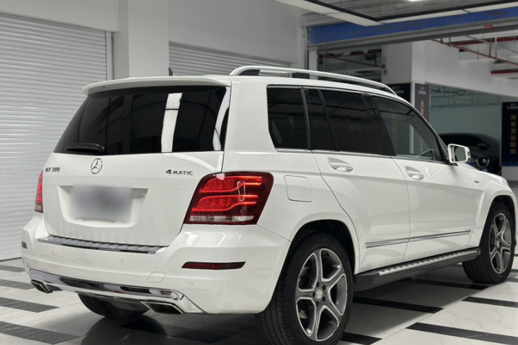 Mercedes-Benz GLK Class 2015 immagine di auto #9