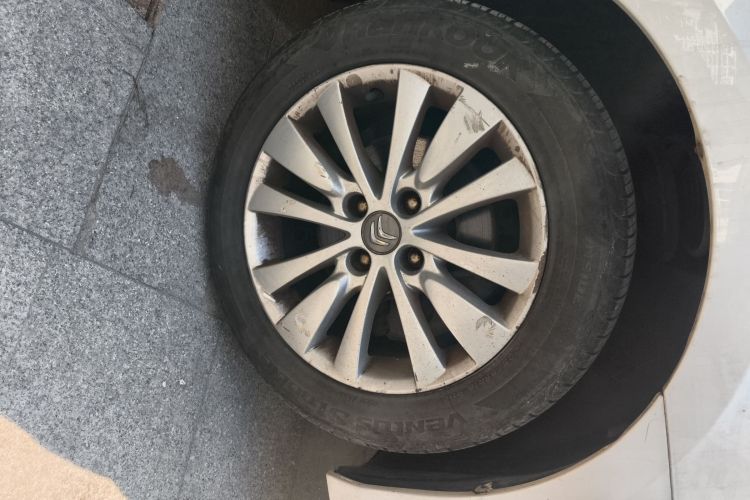 Citroen C-Quatre 2016 #9 Citroen C-Quatre 2016 car image #9