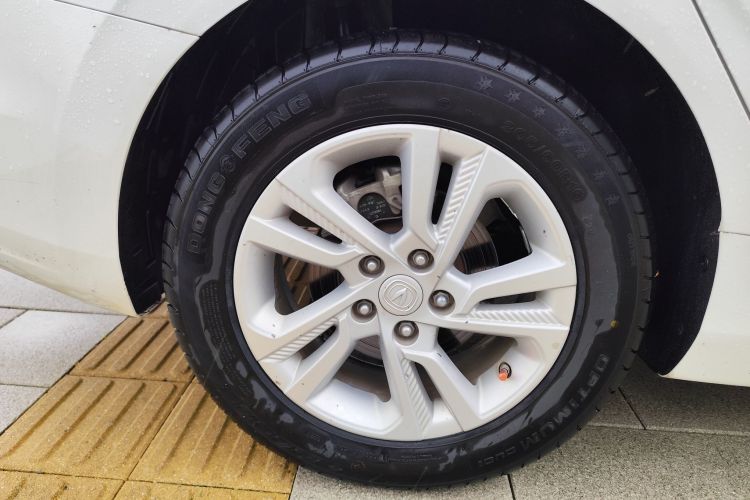 Changan Eado 2019 image de voiture #9