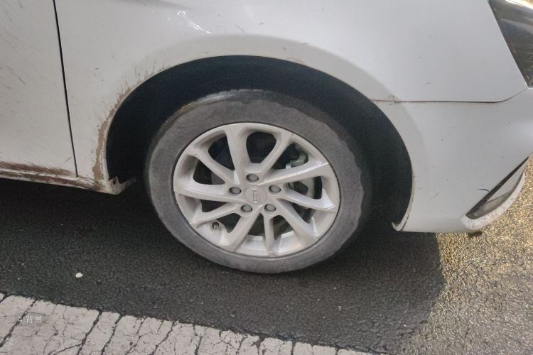 GEELY Emgrand 2021 #9 GEELY Emgrand 2021 car image #9