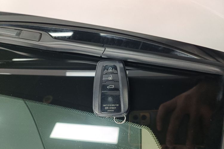 丰田 凯美瑞 2020 汽车图片 #9