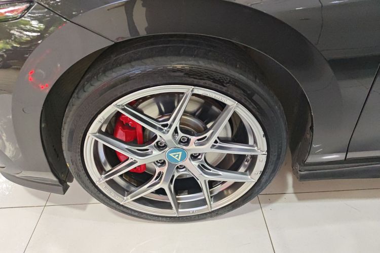 Volkswagen GolfGTI 2022 car image #9