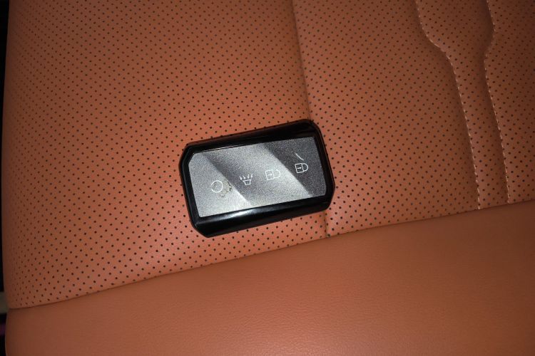 2025 image de voiture #9