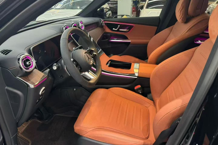 Mercedes-Benz GLC Class 2025 car image #9