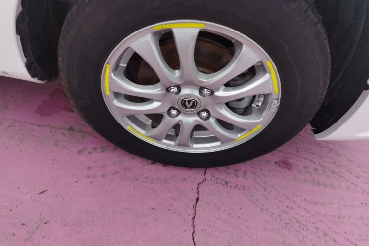 Changan Alsvin V3 2016 #9 Changan Alsvin V3 2016 car image #9