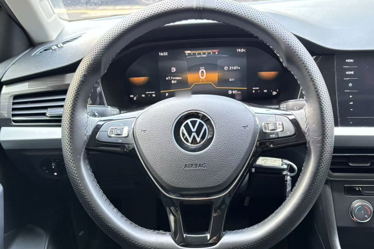 Volkswagen Lavida 2022 car image #9