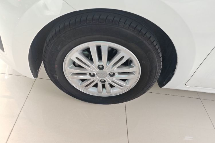 起亚 焕驰 2019 汽车图片 #9