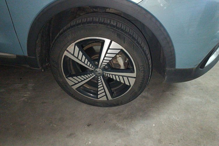 MG EZS Electric 2019 car image #9