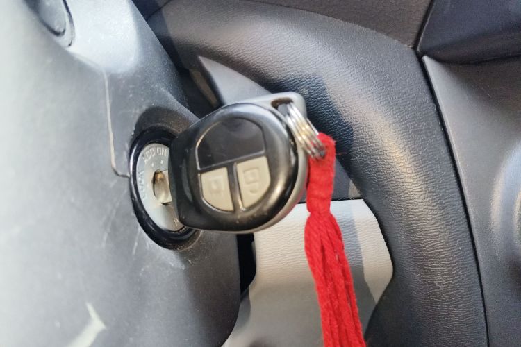 Suzuki Alto 2017 car image #9