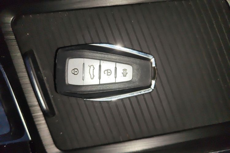 GEELY Binray 2020 car image #9