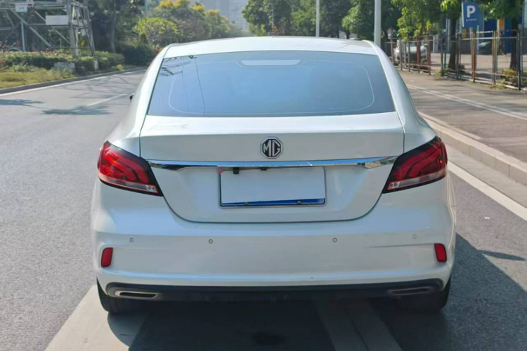 MG 6 2020 car image #9