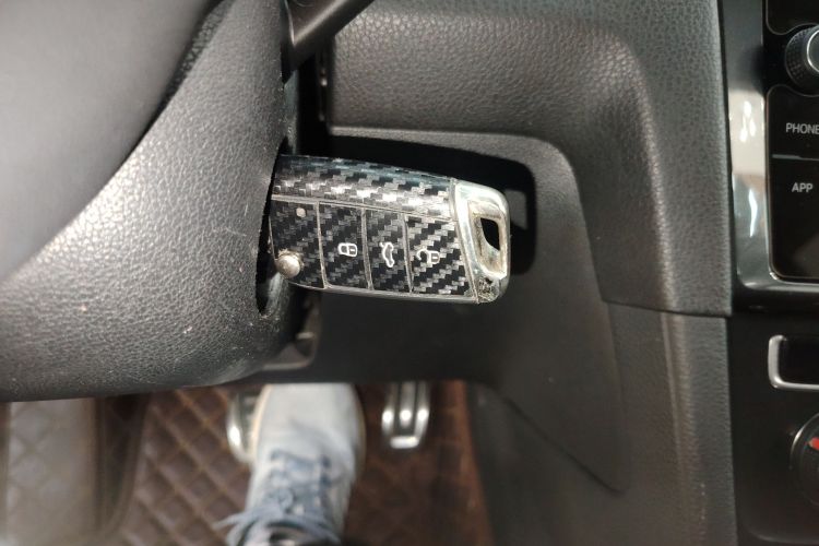 Volkswagen Golf (Imported) 2019 imagem de carro #9